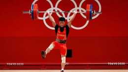 李發彬舉重61公斤級破奧運紀錄奪冠，談錯誤動作，不要去學