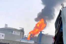 青希消防：突發！北海鐵山港區LNG碼頭一儲罐著火，明火已撲滅