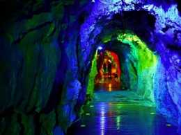 廣東最具幸福感的城市,發現一處神秘洞穴,裡面華麗如龍宮