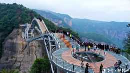 老外來中國旅遊,看到浙江神仙居如意橋,直呼簡直是人間仙境