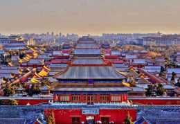 北京故宮匾額上有一根箭,是怎麼來的?為何200年過去了無人敢摘?