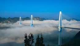 耗資15億，高度碾壓埃菲爾鐵塔，百分百中國造，被譽為天空之橋